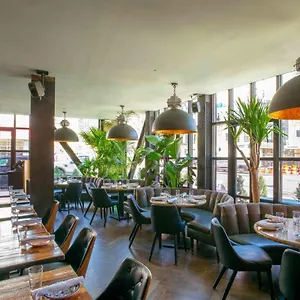 4* מלון Sohotel
