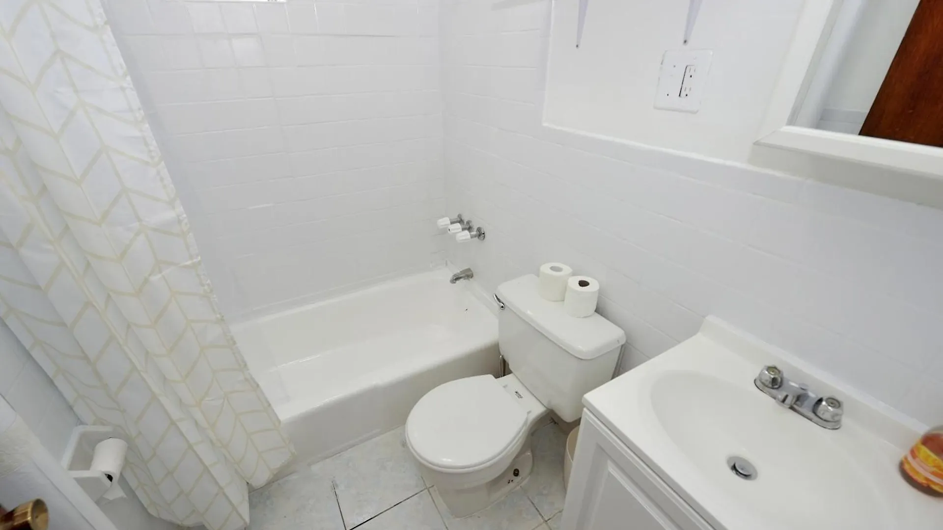 3Br Apartment In Big Apple New York