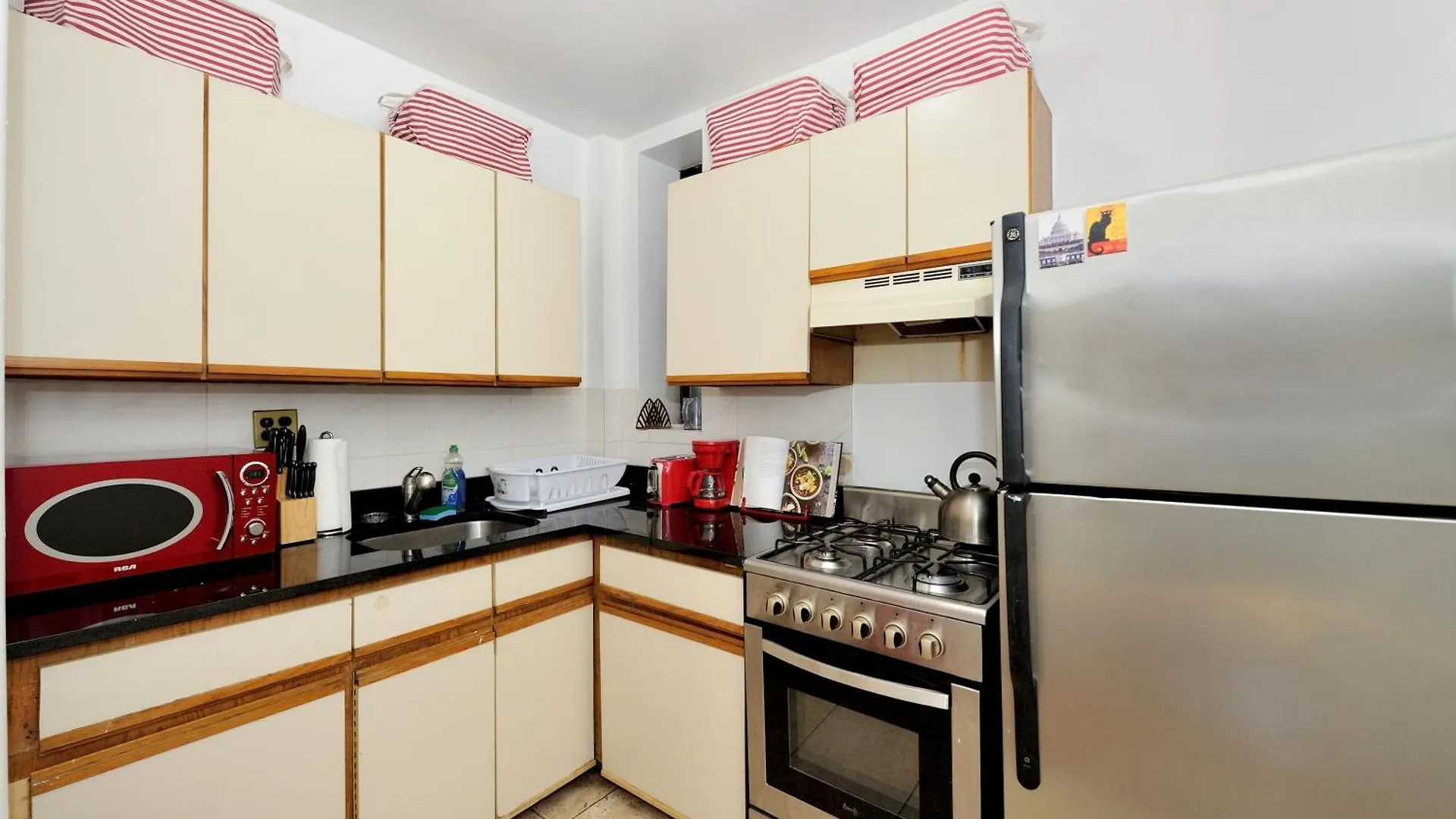 3Br Apartment In Big Apple New York United States
